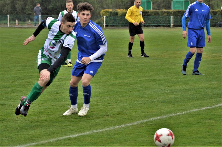 5. liga piłkarska, Wadowice. Niwa Nowa Wieś lepsza w wymianie ciosów od Victorii Jaworzno