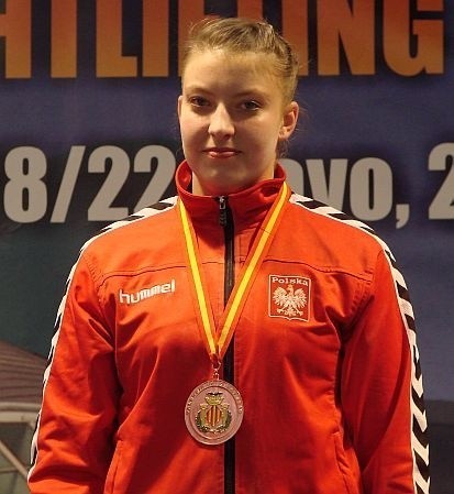 Anna Krystman, jak na medalistkę Mistrzostw Europy przystało (na zdjęciu z "małym brązem" ME za podrzut), zdobywa również medale Mistrzostw Polski.