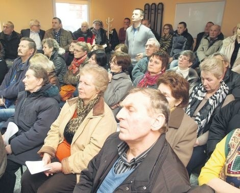 Spotkanie mieszkańców Białogardu z prezesem spółki Biometan Polska, która ma wybudować w mieściebiogazownię, zostało zorganizowane dopiero po protestach.