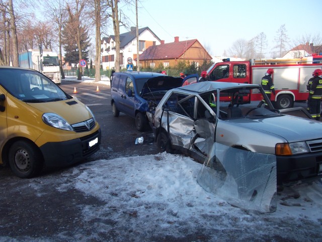 Wypadek na skrzyżowaniu ulicy Targowej i Żeromskiego w Zwoleniu.