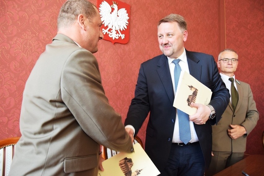 Bielsko-Biała: porozumienie podpisane! Amfiteatr w Lipniku coraz bliżej ZDJĘCIA