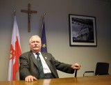 Lech Wałęsa na intymnym zdjęciu z żoną. "A czego mielibyśmy się wstydzić?"