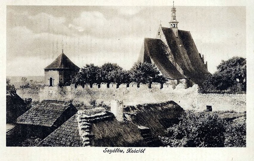 1905 , Kościół farny św. Władysława w Szydłowie