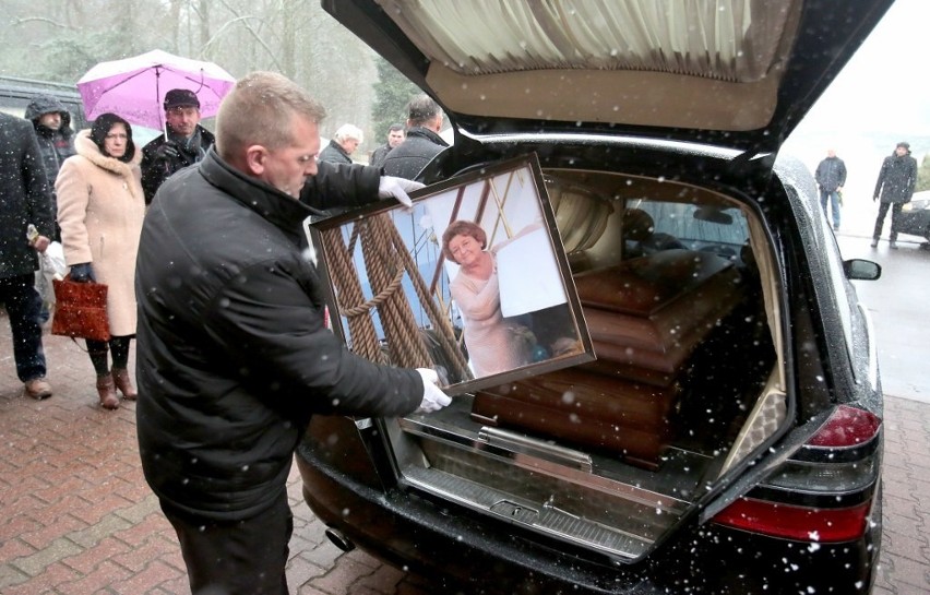Pogrzeb Moniki Szwai w Szczecinie. Pożegnały ją tłumy [zdjęcia]