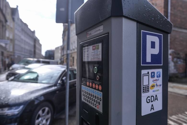 Parkowanie w Gdańsku będzie droższe. Powstanie też Śródmiejska Strefa Płatnego Parkowania