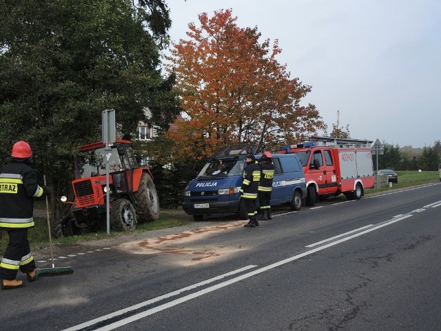 Dzisiaj (czwartek) rano w Miłocicach (gmina Miastko) na drodze krajowej nr 20 doszło do kolizji z udziałem trzech samochodów.