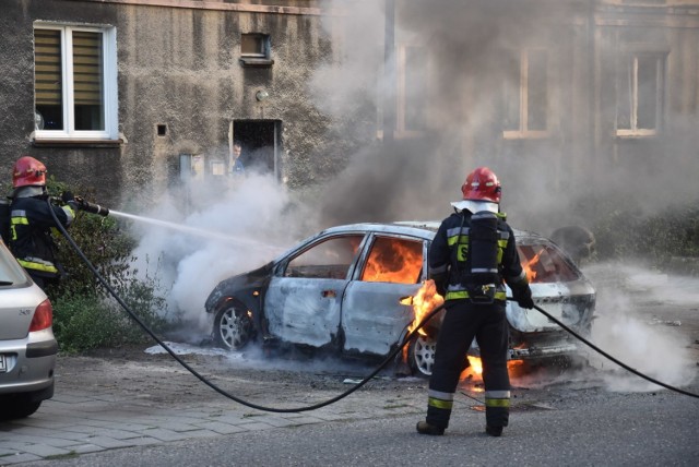 Pożar auta w Boguszowicach. Ucierpiało 3-letnie dziecko