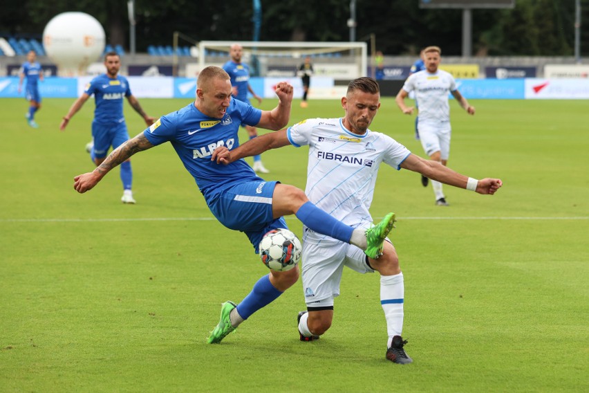 Fortuna 1 liga: Stal Rzeszów uległa Ruchowi Chorzów. Były gole, emocje i gromki doping kibiców [ZDJĘCIA]