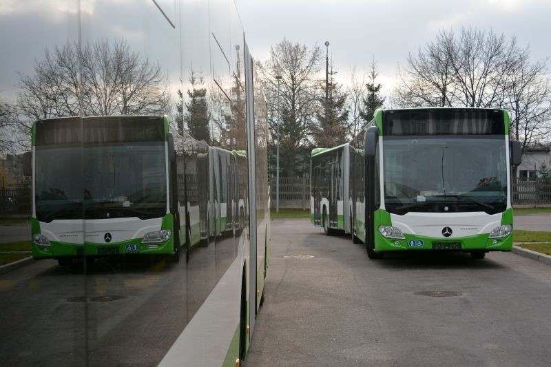 Nowe autobusy to przegubowe Mercedesy Citaro Euro 6...