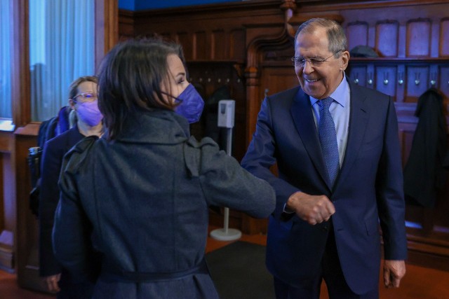 To pierwsza wizyta nowej szefowej dyplomacji Niemiec w Moskwie