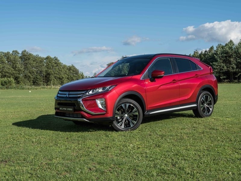 Mitsubishi Eclipse Cross...