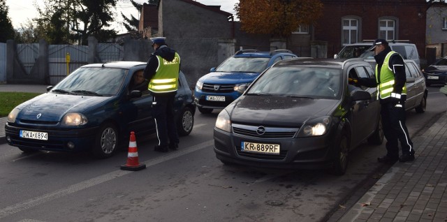 Kontrole policyjne były prowadzone m.in. na skrzyżowaniu ulic 1 Maja i Partyzanta oraz na Chełmińskiej