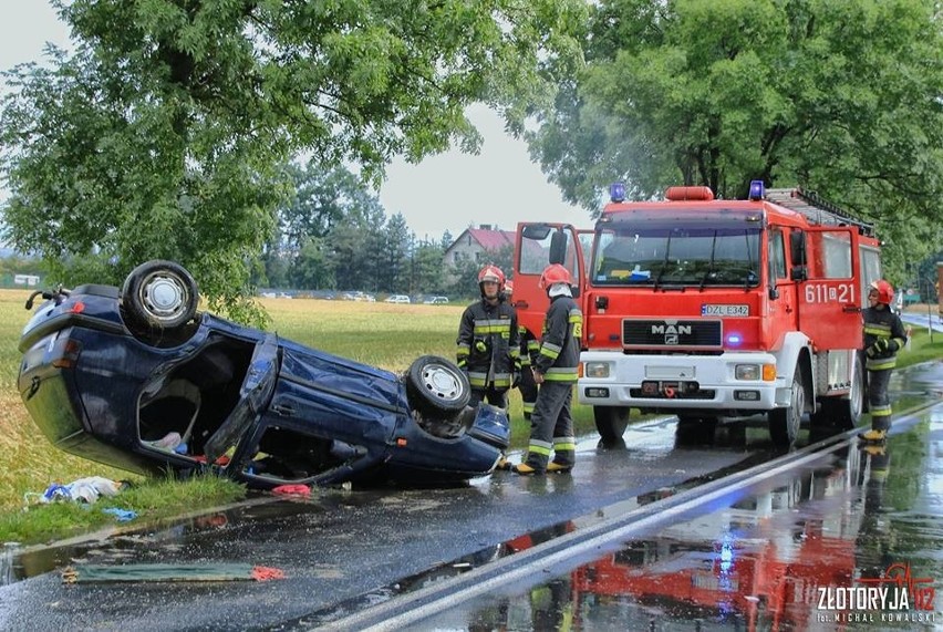 Śmiertelny wypadek pod Złotoryją. Zginęła 17-latka [ZDJĘCIA]