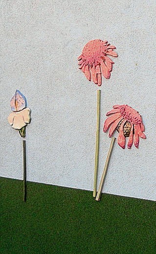 Słomniki - ceramiczne kwiaty