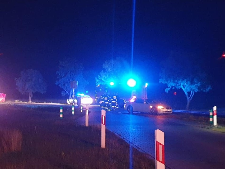 Śmiertelny wypadek na DK 10 w okolicy Suchania. Kierowca BMW potrącił pieszego 