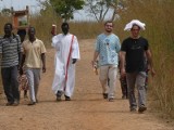 Ksiądz z Andrychowa buduje pierwszy w Afryce kościół pod wezwaniem św. Jana Pawła II [ZDJĘCIA]