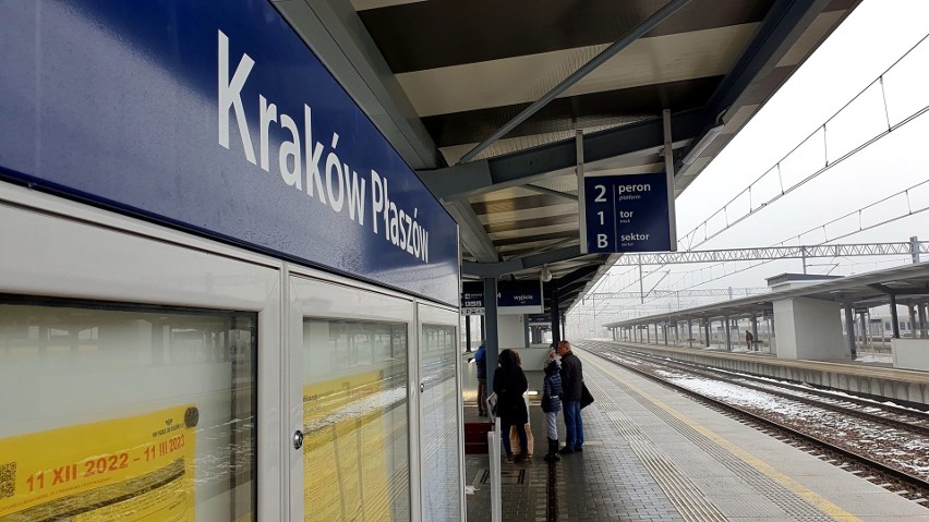 Kraków. Stacja w Płaszowie na finiszu. Kończą prace w tunelu