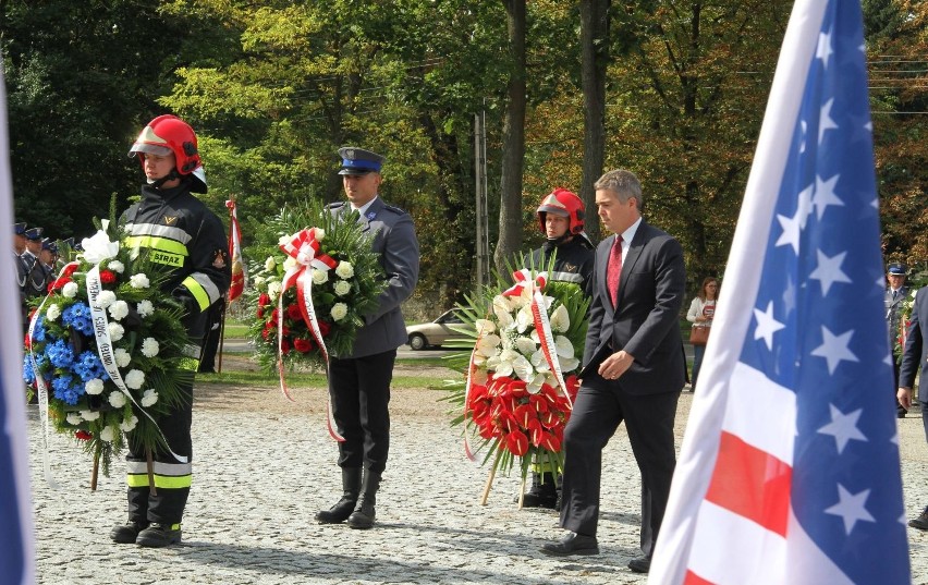 16 lat po zamachu na World Trade Center. W Kielcach upamiętnili ofiary (WIDEO, zdjęcia)