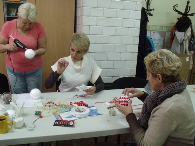 O tym, że seniorzy chcą się uczyć nowych rzeczy, świadczą choćby zajęcia w świetlicy przy kościele pw. św. Antoniego