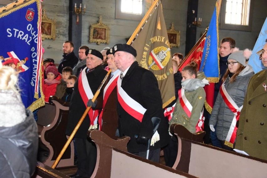 W Pieraniu, niewielkiej wsi w gminie Dąbrowa Biskupia, 100...