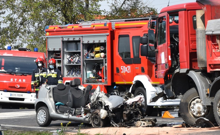 Wypadek w Oświęcimiu, w którym zginęły dwie osoby,...