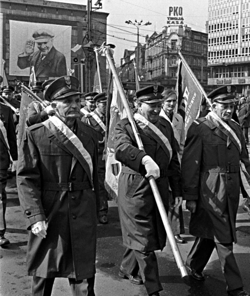 Tak wyglądały obchody Święta Pracy kiedyś. Dekada Edwarda...