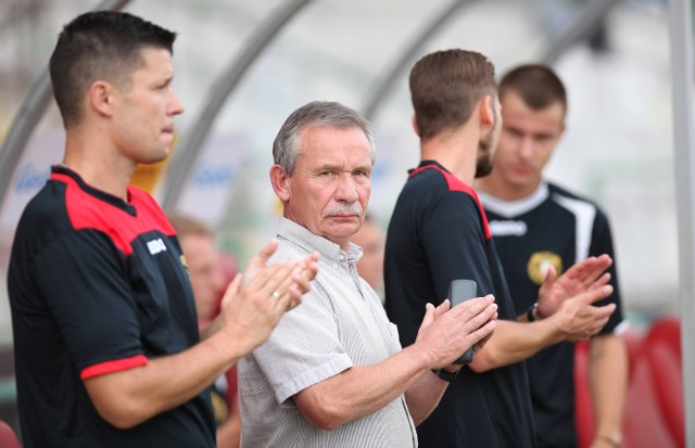 Włodzimierz Tylak przeżywa trudne chwile w Widzewie. Nie pomógł mu w tym szef klubu, który zapowiadał walkę o awans