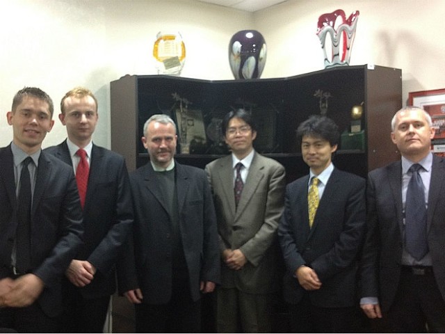 Od lewej: Arkadiusz Buroń (Hitachi), Mariusz Sudoł (UW), Wojciech Kujawa (PBSBank), Norihiko Sugihara (FISC), Tsuyoshi Hattori (FISC), Andrzej Dubis (PBSBank).