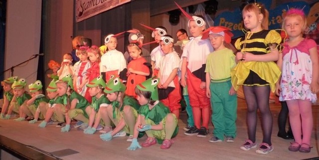 W środę jako pierwsze podczas Przedszkoliady wystąpiły "Żabki&#8221; z Mostek, które przedstawiły "Przygodę niegrzecznej żabki&#8221;