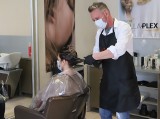 Salony fryzjerskie i kosmetyczne w Radomiu już czynne. Zobaczcie zdjęcia