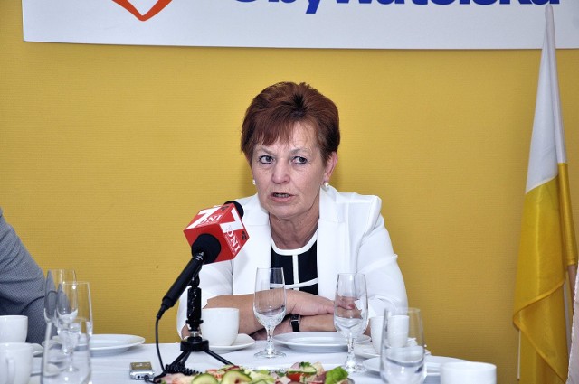 Brygida Kolenda-Łabuś mówi, że jeszcze nie zdecydowała, czy w ogóle wystartuje w październikowych wyborach. Ale już pisze, co udało jej się zrobić dla regionu.