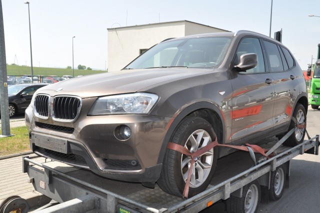 Na ok. 75 tys. złotych oszacowano wartość BMW X3, zatrzymanego na przejściu granicznym w Medyce. Pojazd próbował wywieźć na Ukrainę 33-letni obywatel tego kraju. Jak ustalili funkcjonariusze SG, samochód został skradziony na terytorium Belgii.