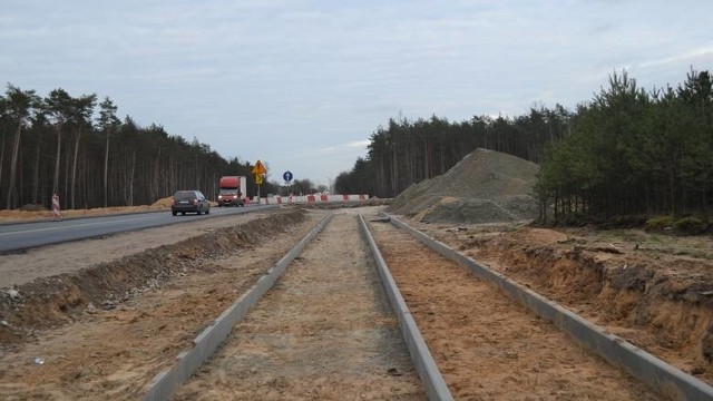 Część południowa drogi wojewódzkiej nr 223 już gotowa. Teraz czas na budowę części północnej i drogi na Miedzyń...