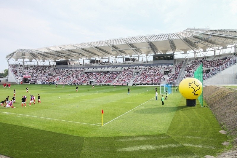 Poważny kłopot ŁKS. Czy na stadionie przy al. Unii będzie oświetlenie?