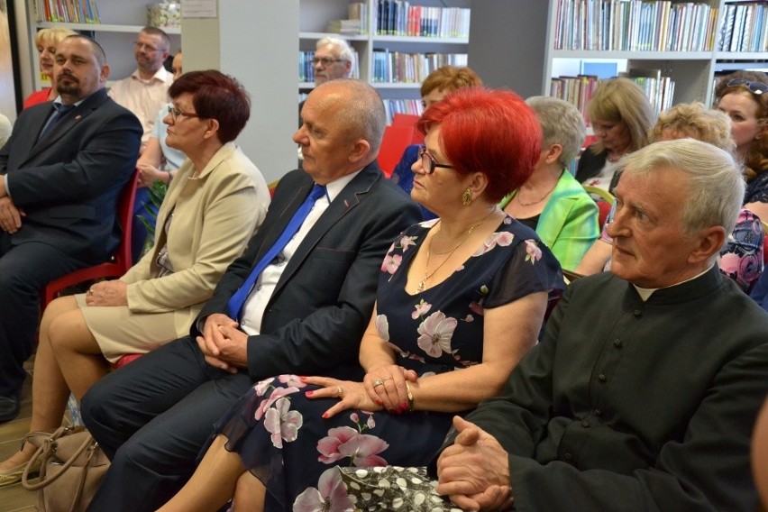 Biblioteka w Wielgiem zyskała przestronne i nowoczesne wnętrze na miarę XXI wieku