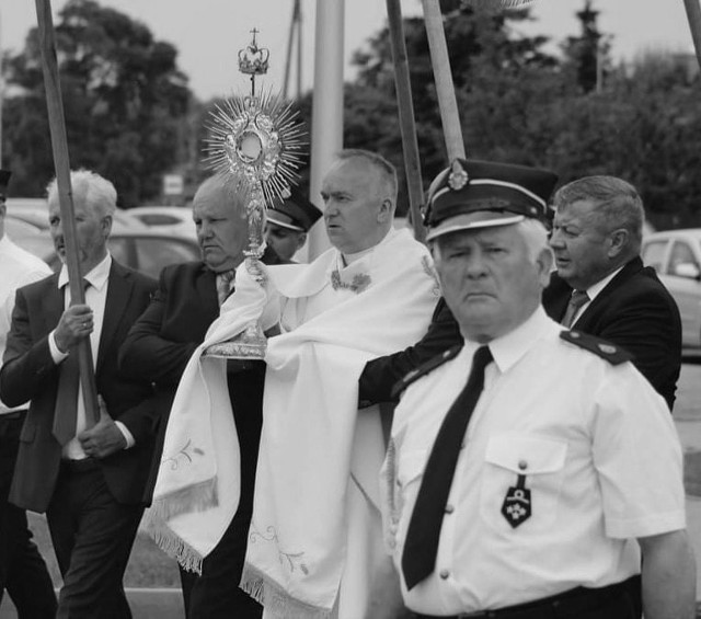 Zmarły Ireneusz Bałut (na pierwszym planie).