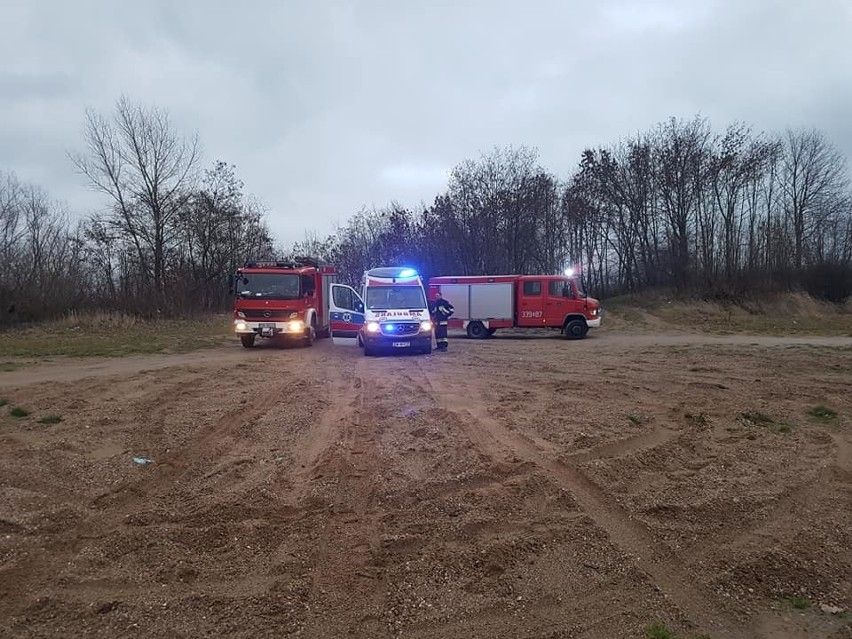 Paralotniarz wpadł do Zalewu Mietkowskiego? Szuka go dziewięć zastępów straży