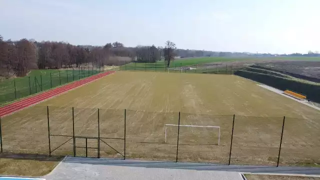 Nowoczesne, pełnowymiarowe boisko do gry w piłkę nożną powstało w Baćkowicach