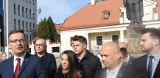 Białystok. Podlaski poseł Konfederacji Robert Winnicki włącza się do akcji promującej budowę pomnika Romana Dmowskiego 