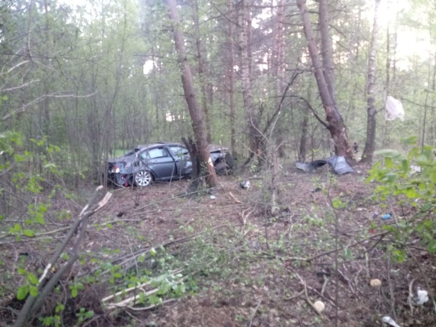 Rudniki. Wypadek BMW zablokował DK64. Na miejsce udało się...