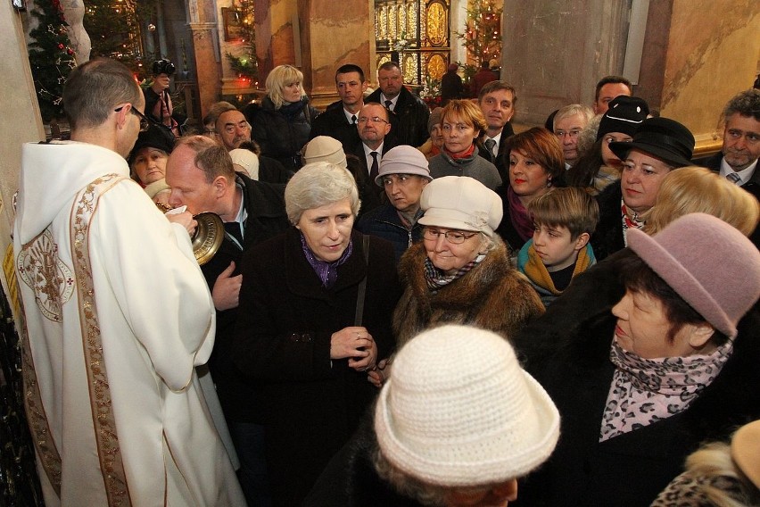 Błogosławiony Wincenty Kadłubek patronem Jędrzejowa. Mszę sprawował Nuncjusz Apostolski