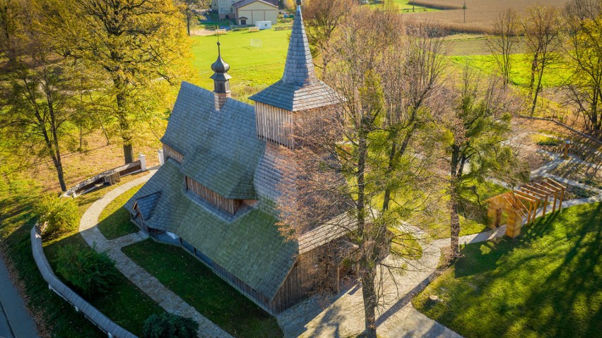 Kościół pw. SS. Apostołów Szymona i Judy Tadeusza w Nidku