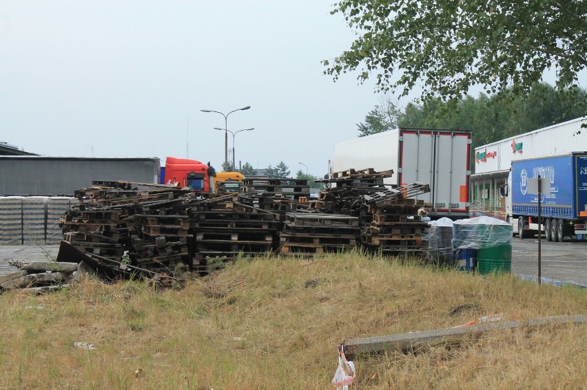 Pożar hali w Zawierciu to nieszczęśliwy wypadek. A co z halą w Ogrodzieńcu?