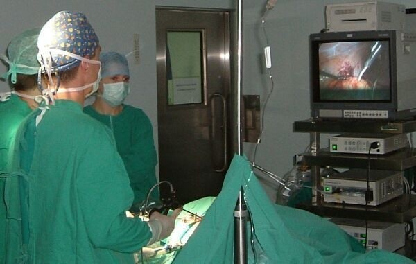 Wycięcia guza prostaty metodą laparoskopową.