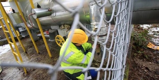 Większe dochody uruchamiają większe potrzeby, co skutkuje ogólnym brakiem na rynku robotnika. Kraje zachodnie zabrały ludzi z rynku biedniejszych państw, gdzie mogą zarobić dużo więcej