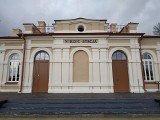Remont dworca PKP Nurzec-Stacja zakończony. Wkrótce mieszkańcy i podróżni książki wypożyczą na stacji kolejowej (ZDJĘCIA)