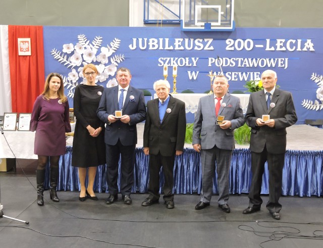 W Wąsewie obchodzono jubileusz 200-lecia szkoły