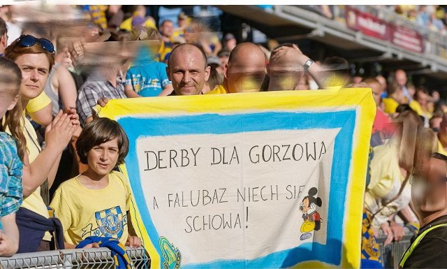 "Derby dla Gorzowa, a Falubaz niech się schowa&#8221; - to zdjecie przysłał Krzysztof Madej z Kostrzyna nad Odrą