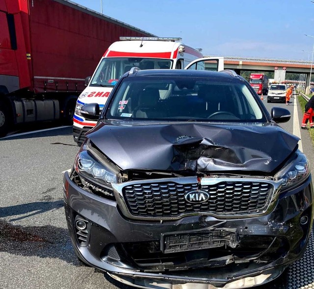 30-letni agresywny kierowca z Rumunii doprowadził do groźnego zderzenia na autostradzie A4.