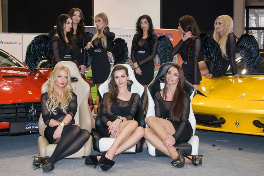 Dziewczyny salonu Poznań Motor Show 2014, Fot: Mototarget.pl